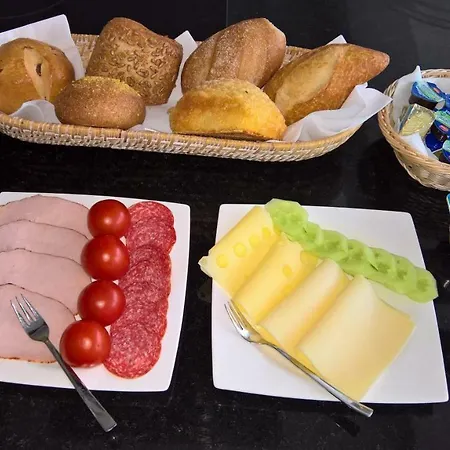 An Den Weinbergen * Walluf