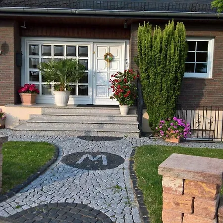 Gasthof An Den Weinbergen Walluf